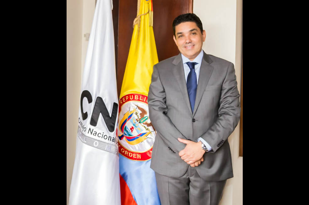 Jaime Lacouture: de magistrado del CNE a secretario de la Cámara en un día