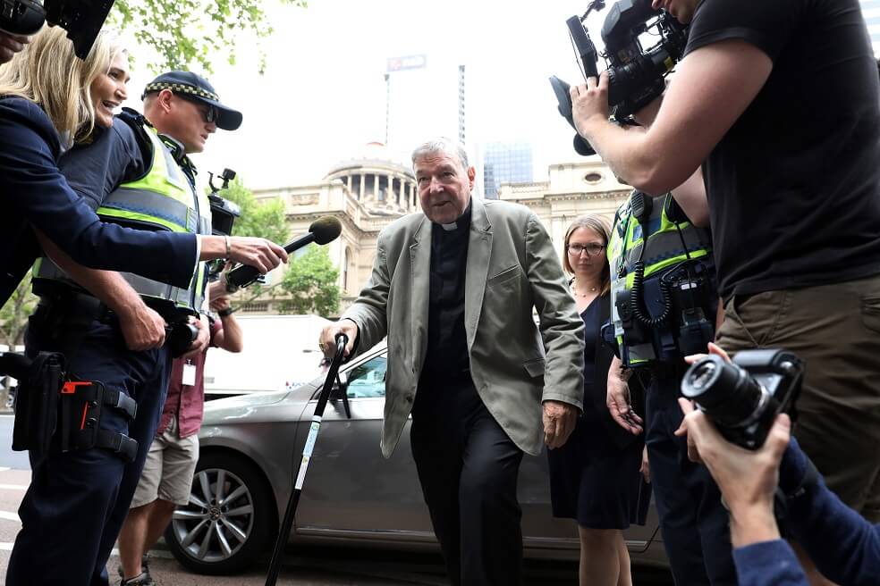 Un día después de cumbre contra pederastia en el Vaticano se conoce condena de Pell