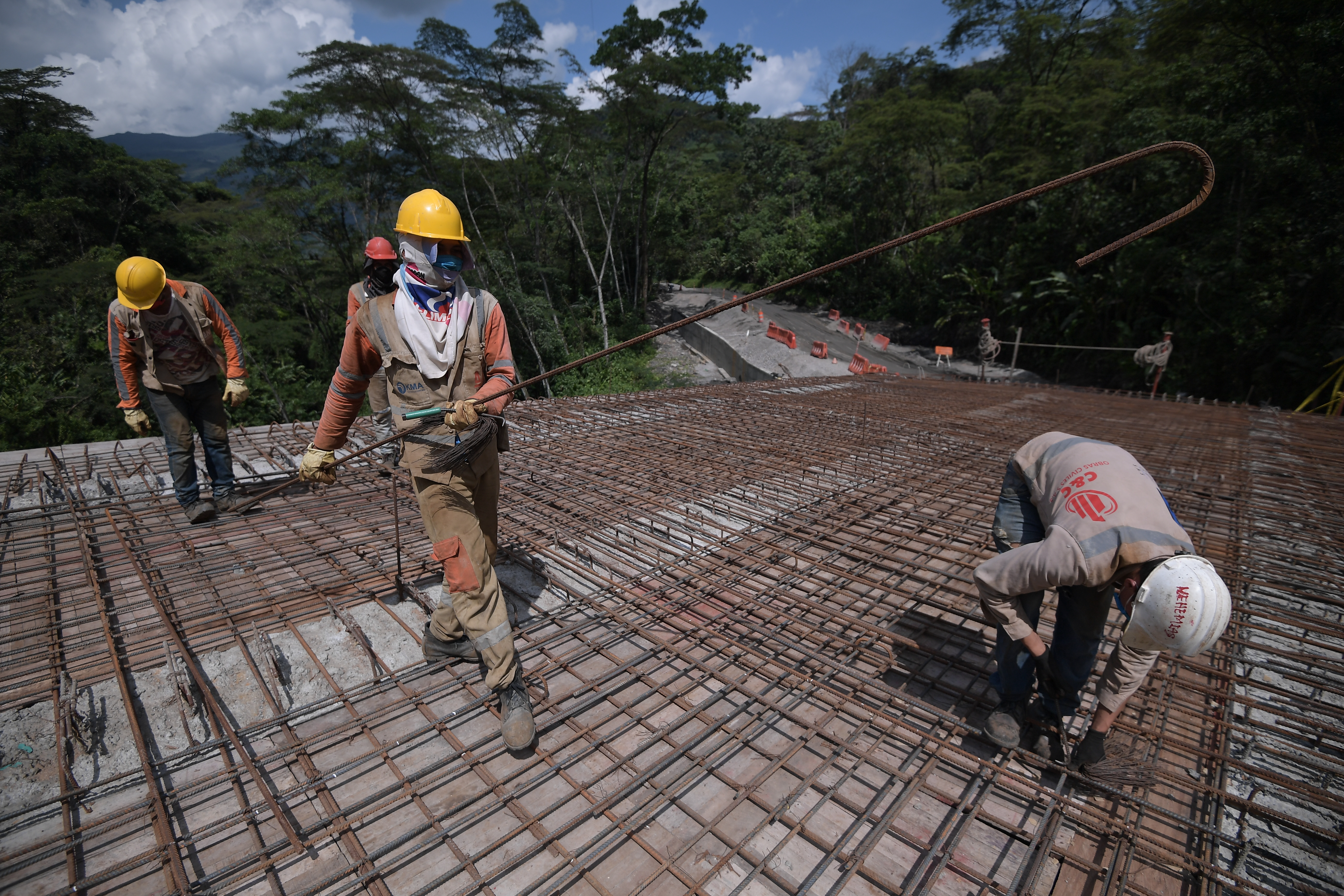 Deuda millonaria del Invías pone en jaque proyectos clave: ¿pasará efecto dominó?