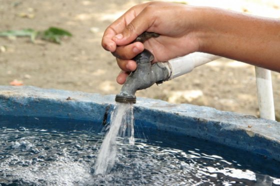 Cuatro municipios de Córdoba están sin servicio de agua desde hace cinco días
