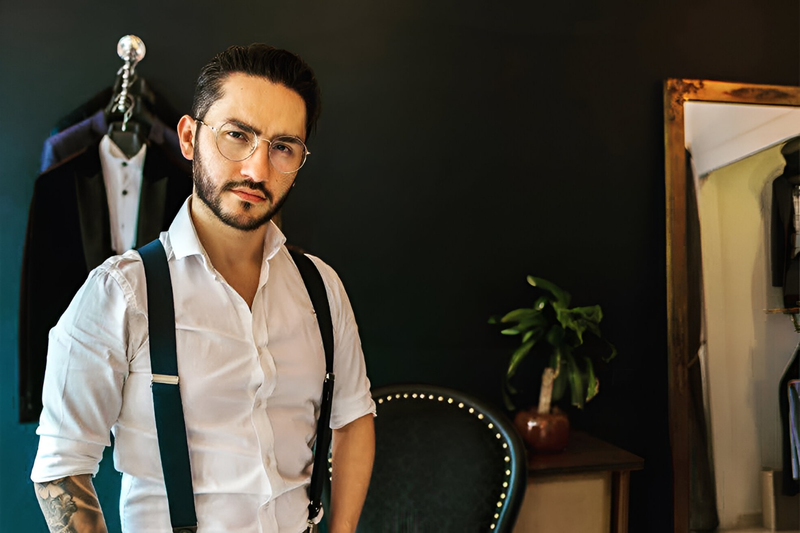 Con trajes a la medida, este emprendedor le apuesta a la moda masculina colombiana
