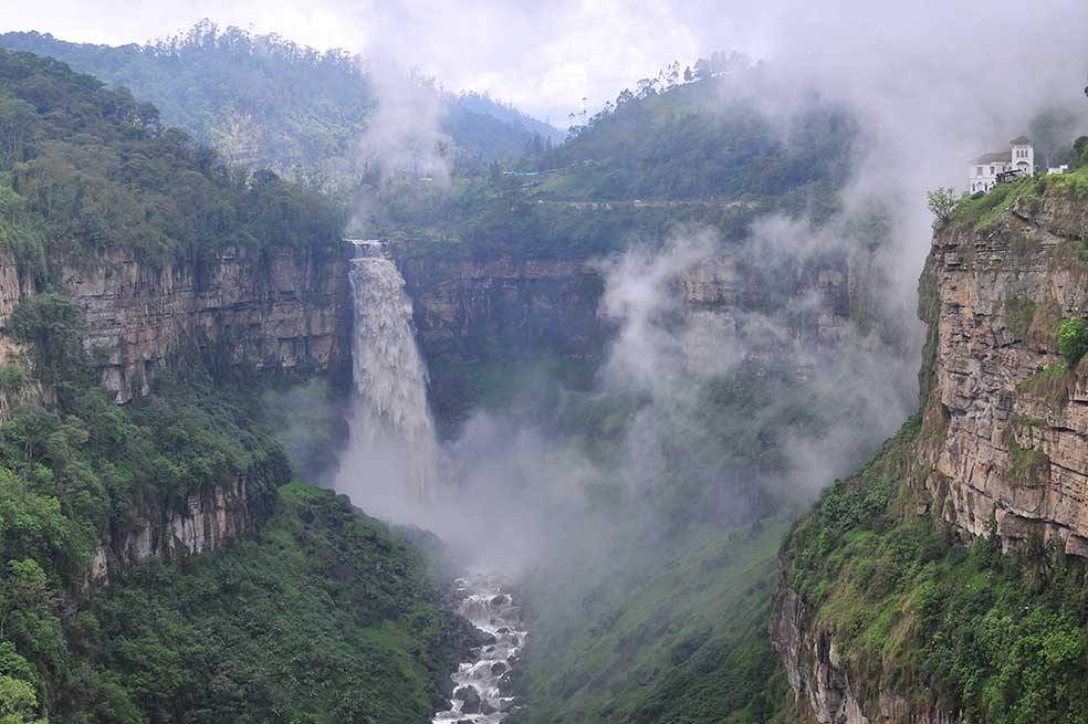 En el siglo XIX el Salto del Tequendama llegó a considerarse la caída de agua más alta del mundo.