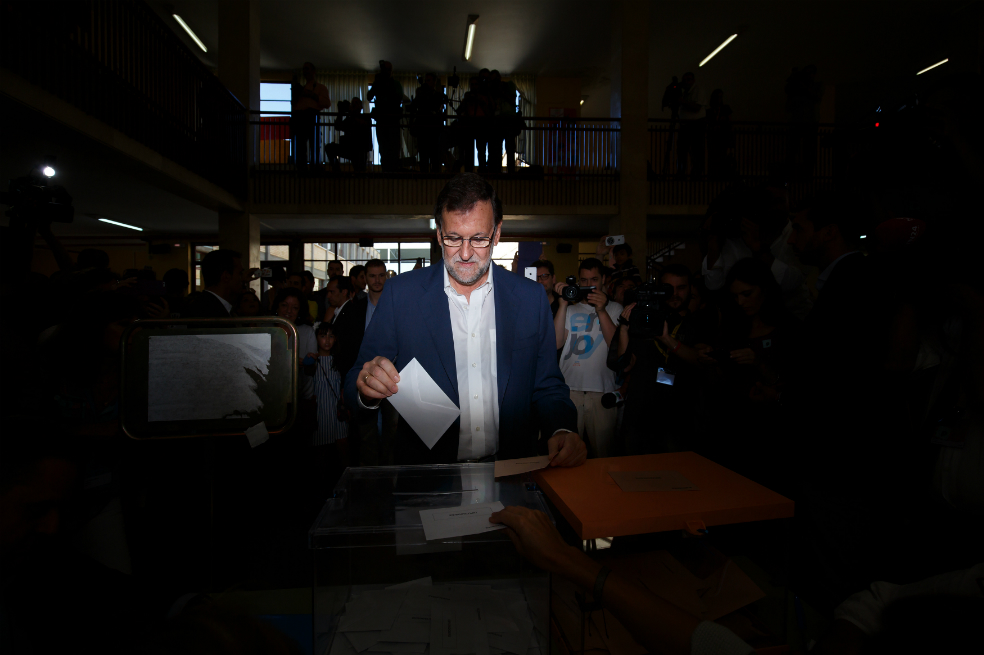 Parlamento español destituye a Mariano Rajoy de la presidencia