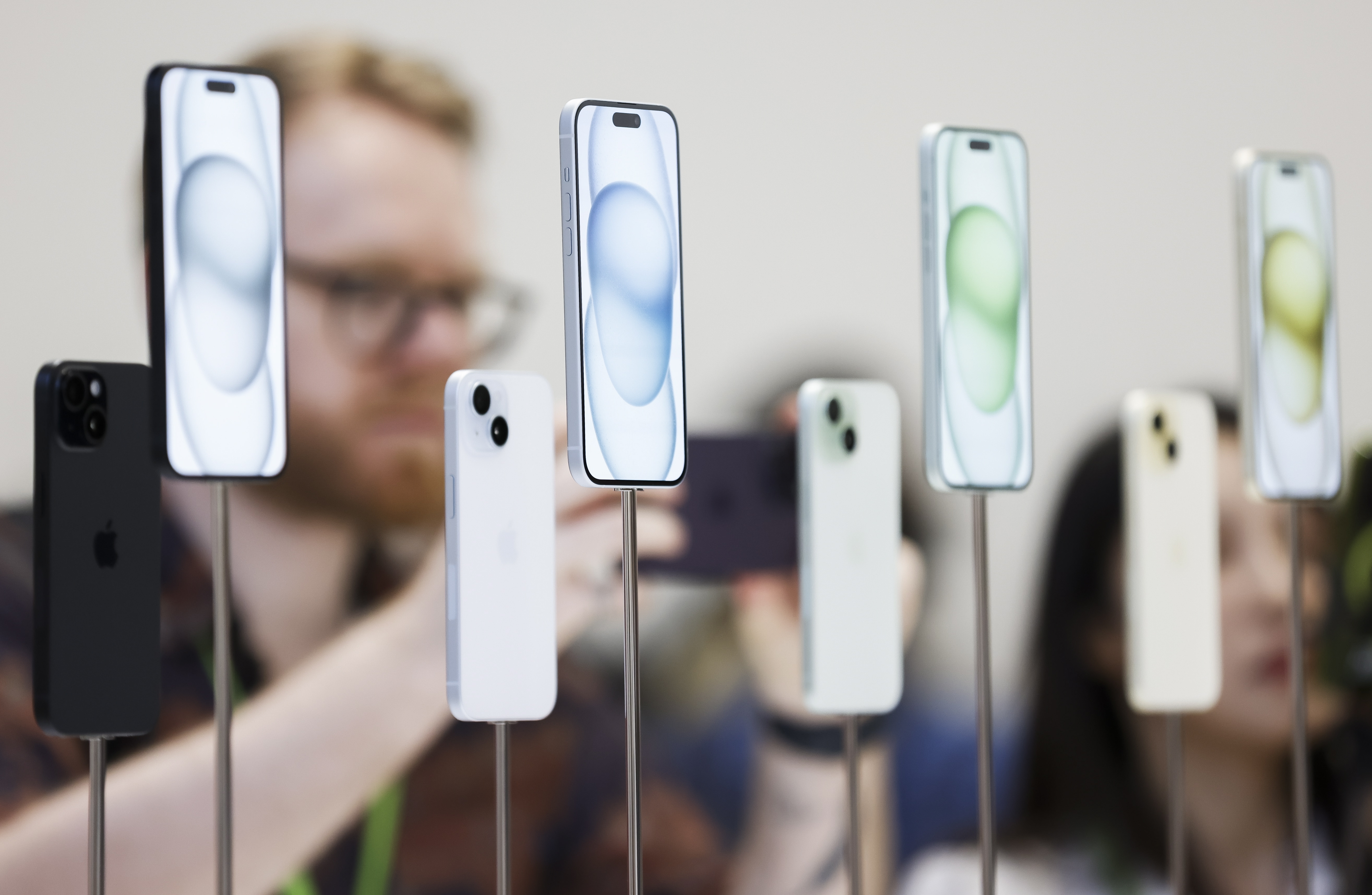 Gobierno de EE.UU. demanda a Apple por prácticas monopólicas en sus iPhone