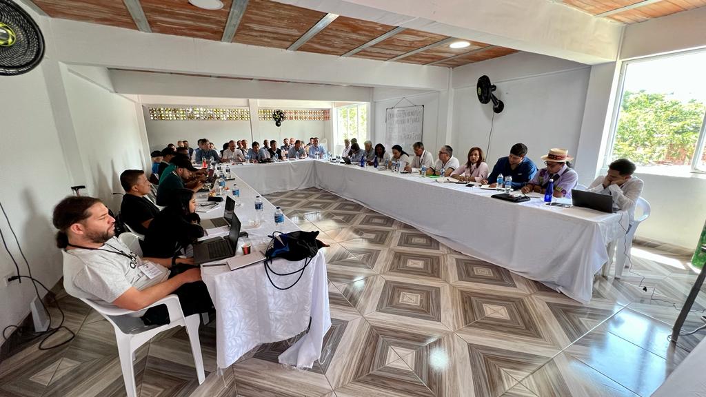 Arranca reunión entre Gobierno y disidencia de Mordisco para definir fecha de mesa de diálogo