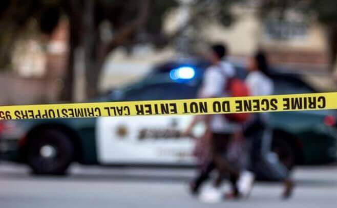 Dos muertos y varios heridos tras tiroteo en escuela de California