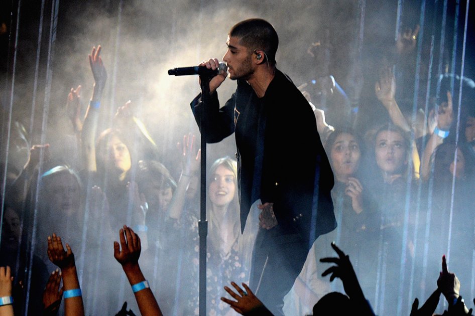 Zayn Malik, primer artista británico masculino que encabeza lista Billboard de EE.UU.
