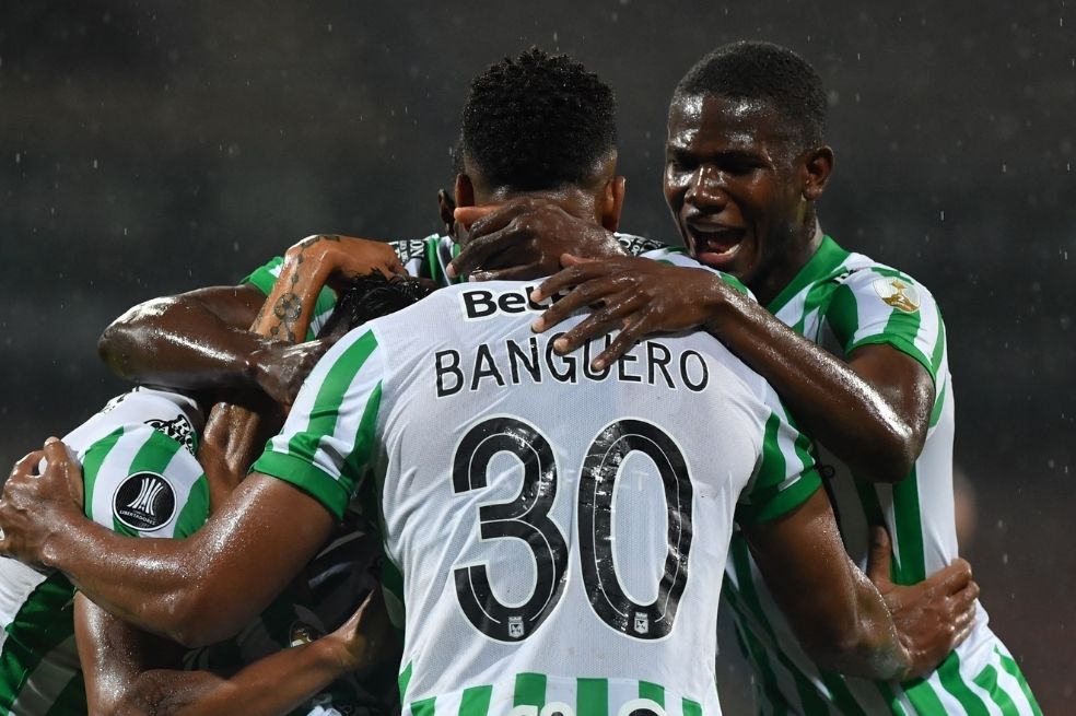 Nacional mostró su superioridad y pasó a la siguiente ronda de la Libertadores