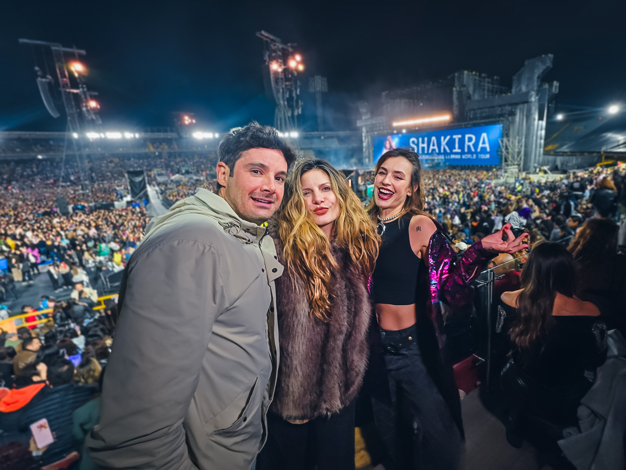 José Luis Uribe, Mabel Moreno y Marcela Mar.