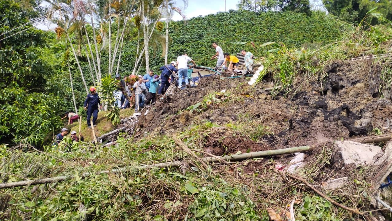 Derrumbe sepultó una escuela en zona rural de Andes, Antioquia