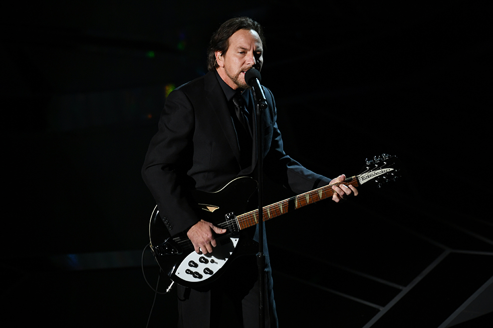 Pearl Jam cancela concierto en Londres porque Eddie Vedder se queda sin voz