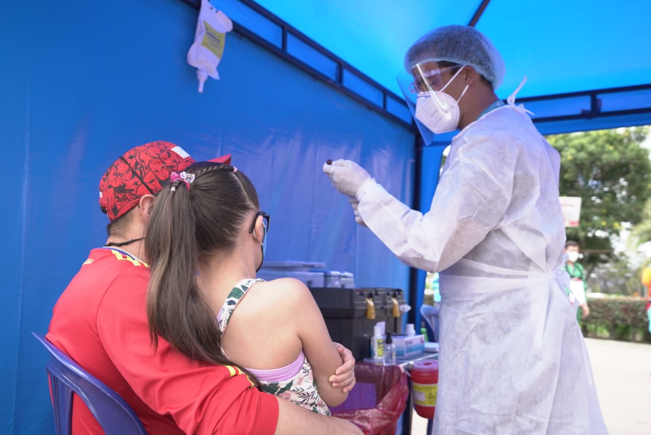 Coronavirus: 2.9 millones de niños en Colombia no han recibido su primera dosis