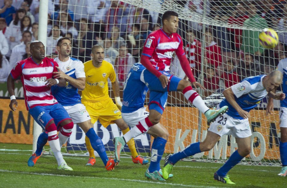 Jeison Murillo se reincorporó a los entrenamientos del Granada