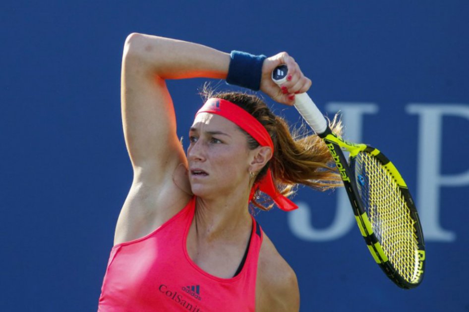 La tenista colombiana Mariana Duque durante el partido frente a la serbia Jelena Jankovic. / AFP