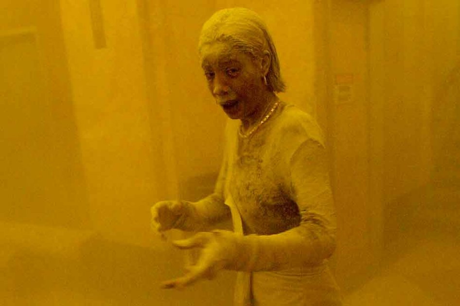 Mujer de foto icónica de atentados del 11-S murió de cáncer en EE.UU.