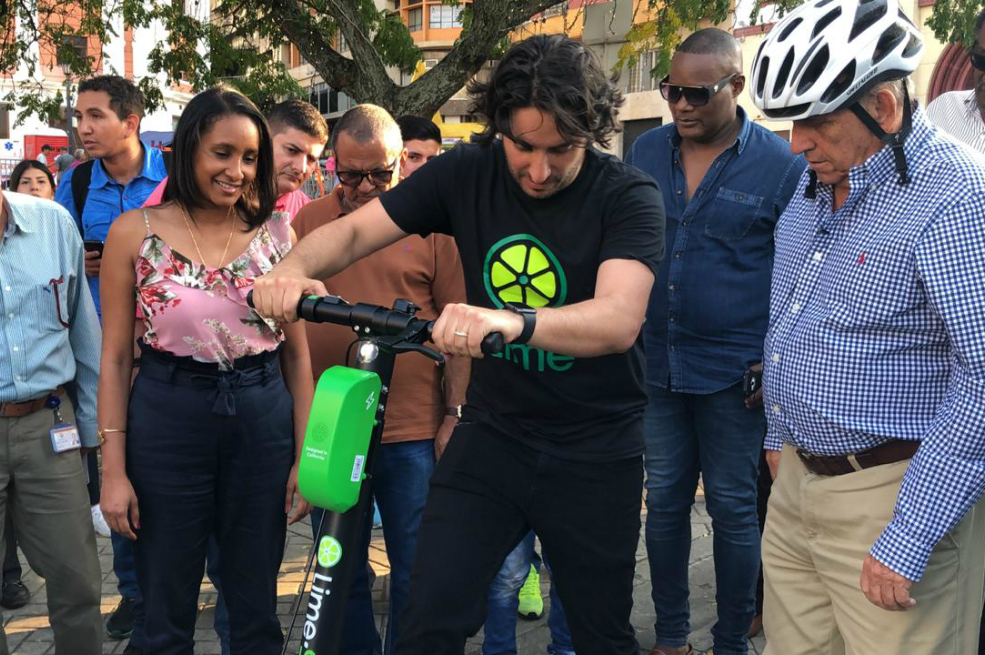 Cali inaugura su flota de patinetas eléctricas como medio de transporte alternativo