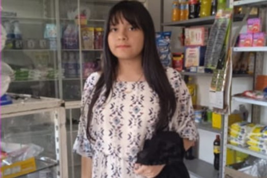 Buscan a Nikoll Gisella, de 13 años: salió del colegio y desapareció extrañamente