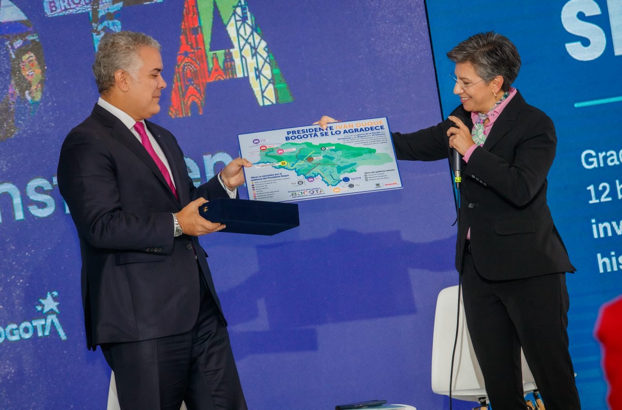 El presidente y la alcaldesa oficializaron el convenio de cofinanciación que se firmó entre la Nación y el Distrito.