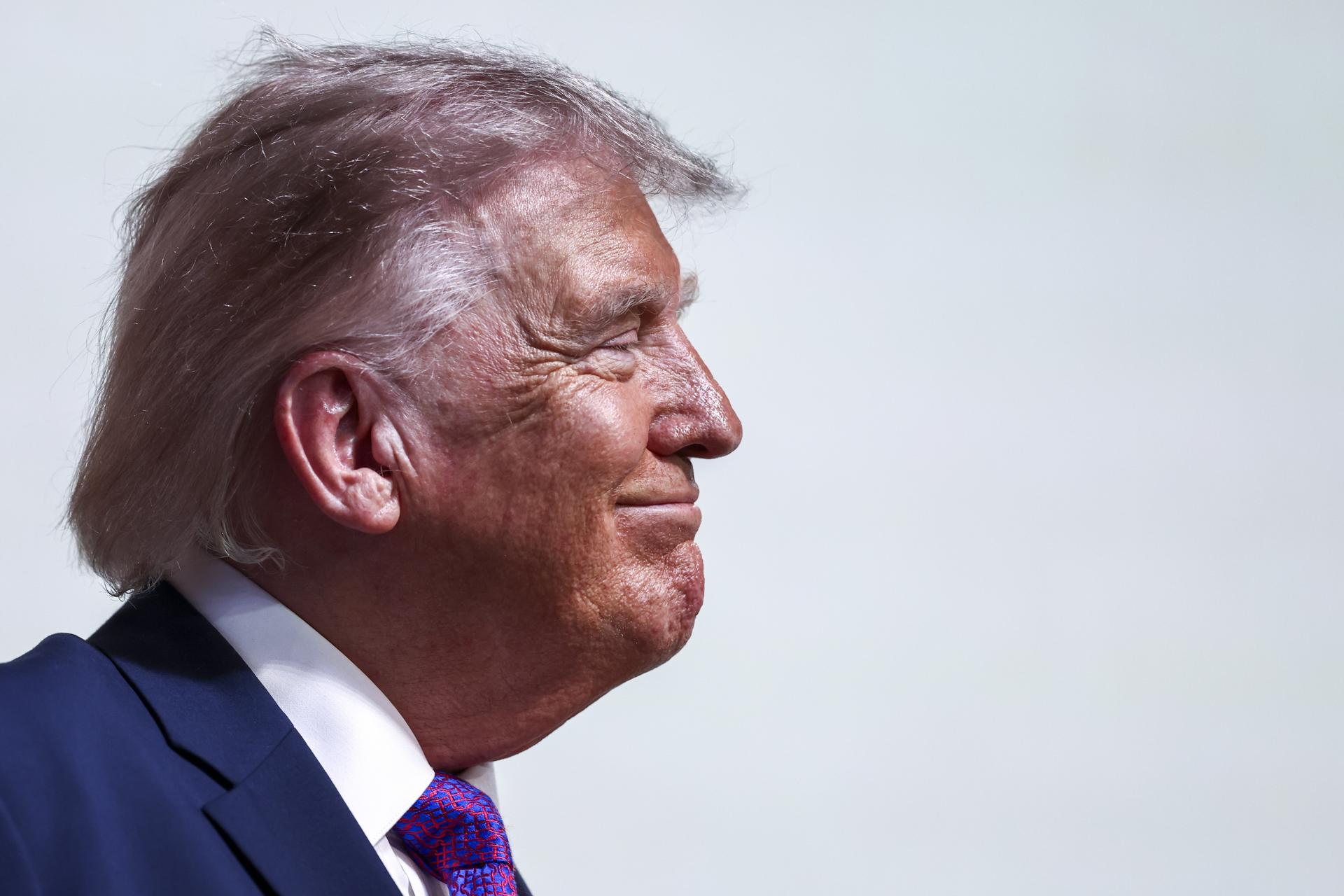 Aprueban proyecto para limitar los poderes de Trump frente a una guerra con Irán