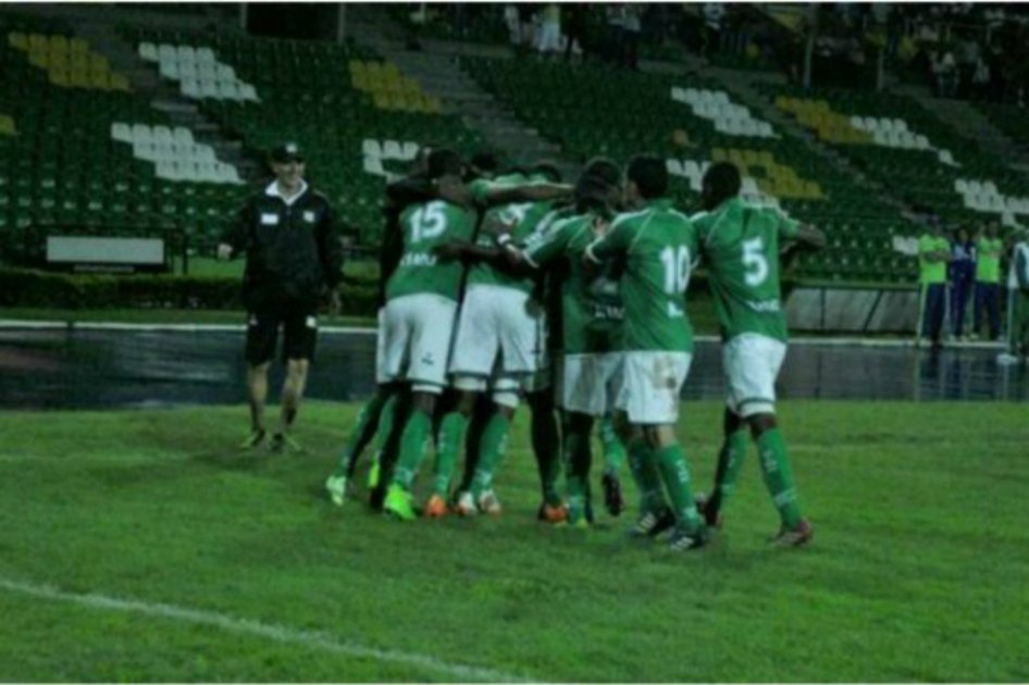 Quindío goleó al Pereira y se metió en los 8