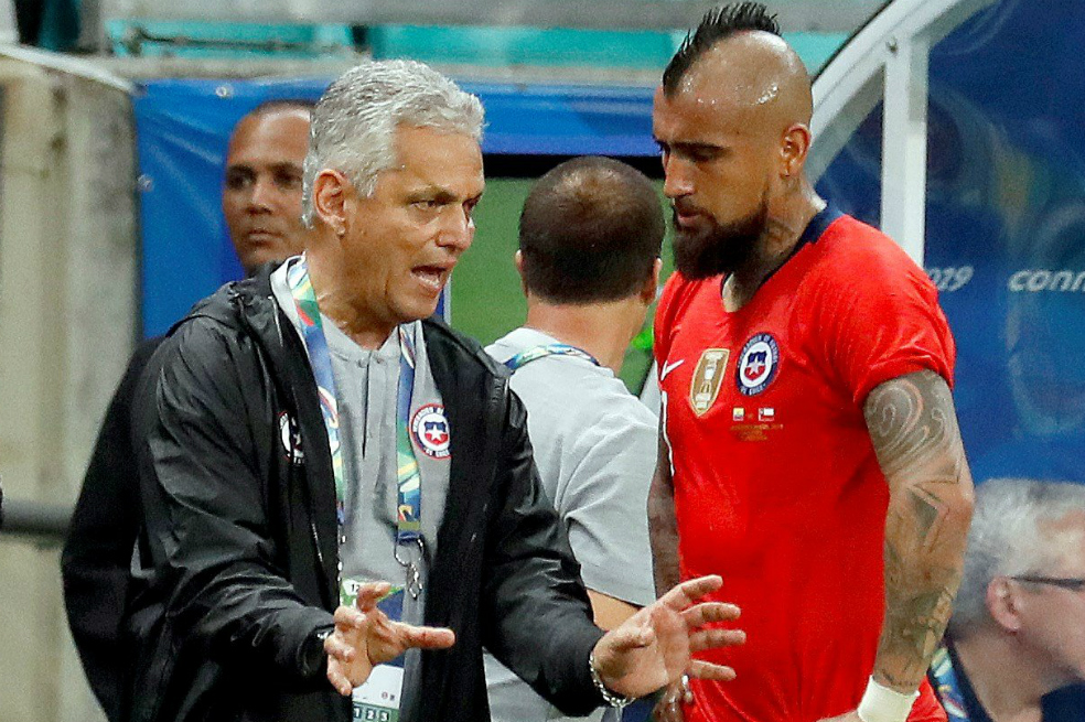 Los jugadores de Chile le pidieron a Rueda que no se vaya de la selección