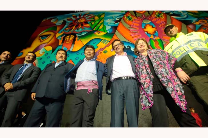 Petro dice que el arte es para todos, «incluso para el que está pensado en robar»