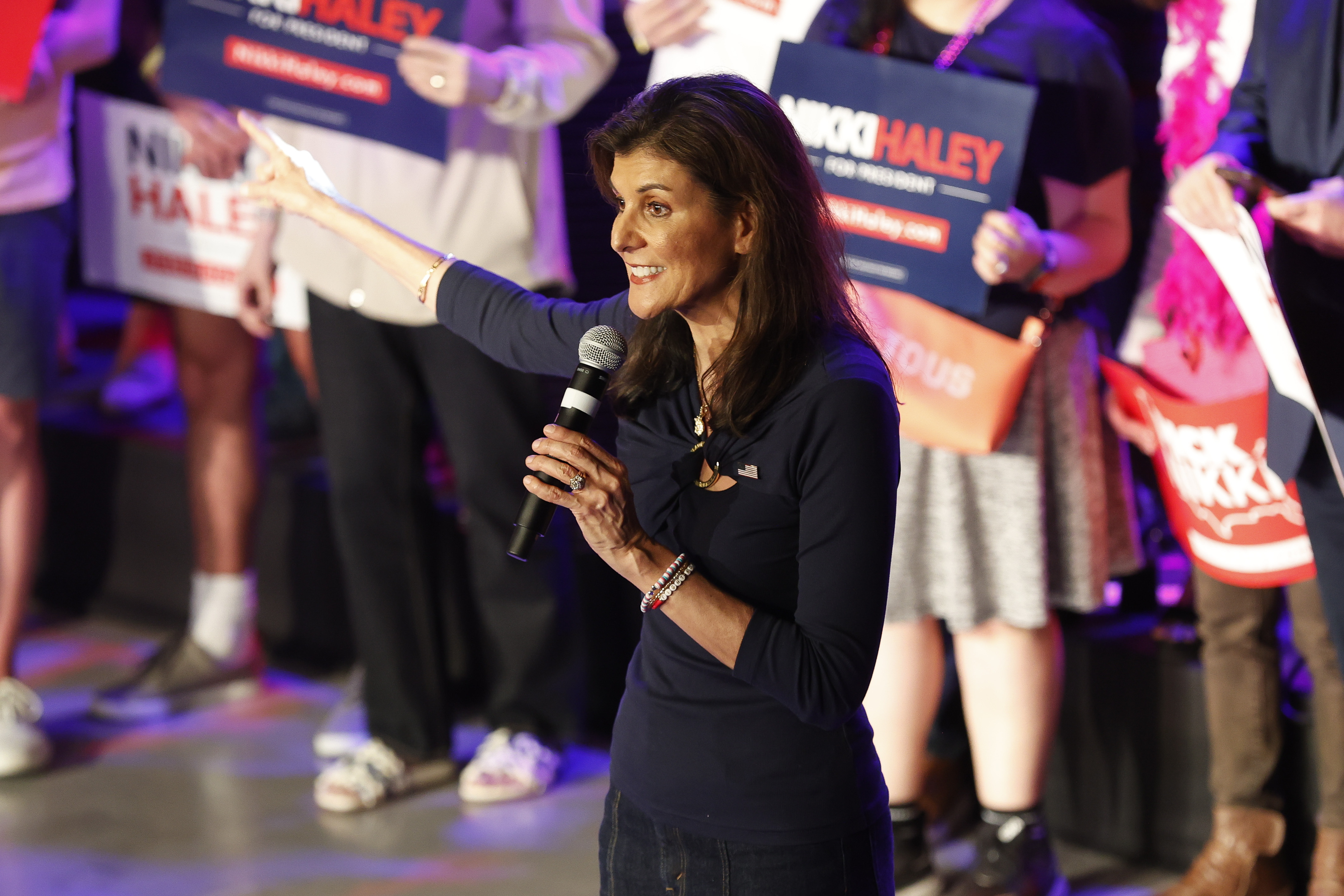 Nikki Haley cedió su espacio a Trump: “El tiempo para suspender mi campaña llegó”