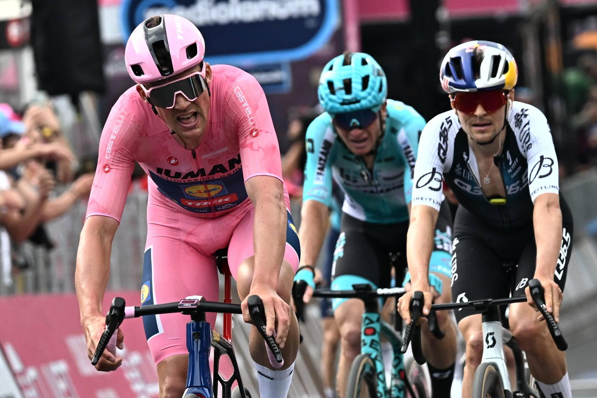 Giro de Italia: Pedersen se mantiene líder y Brandon Rivera firma un octavo puesto