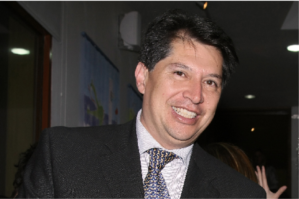 En memoria de Gabriel de Vega, un rosarista comprometido y maestro de la profesión