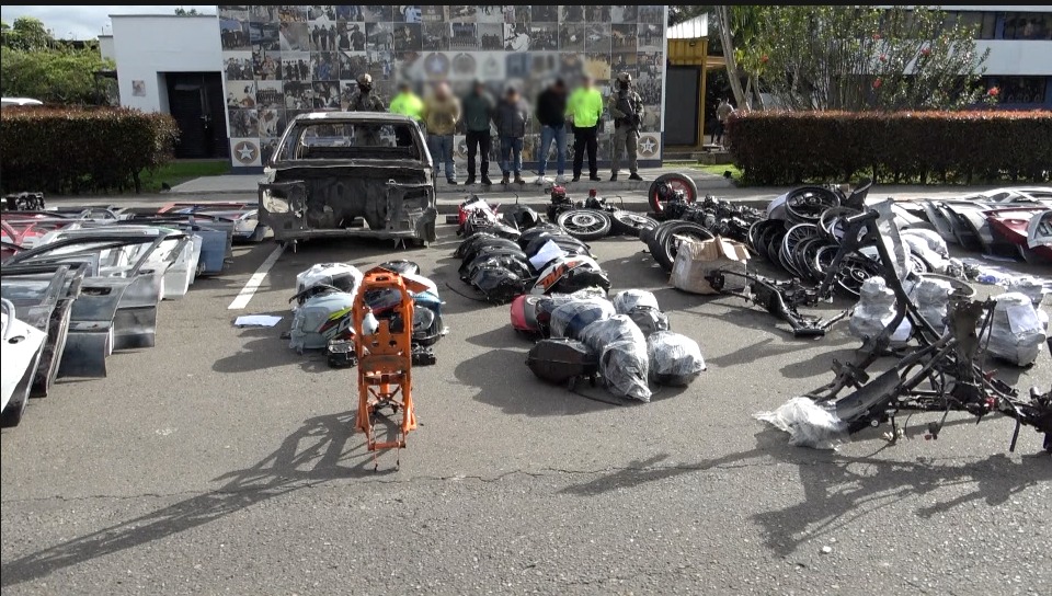 Autopartes incautadas en Bogotá tras intensos operativos.