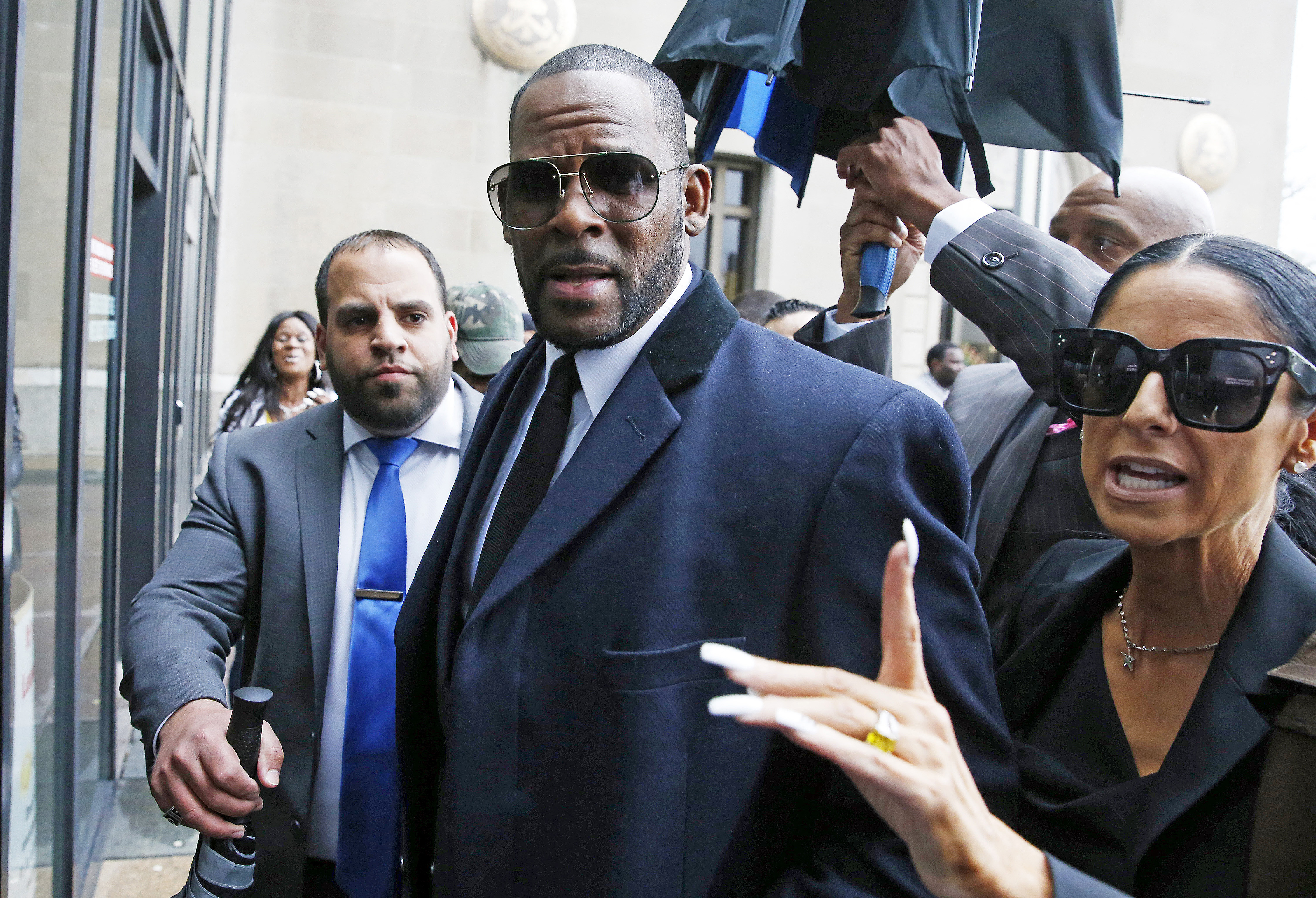R. Kelly, condenado a 30 años por abusos y tráfico sexual