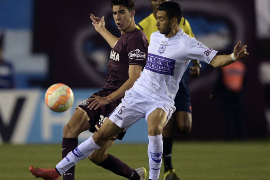 Lanús y Defensor Sporting empataron sin goles en la Copa Sudamericana