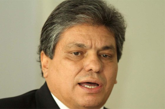 Candidato a contralor Gilberto Rondón denuncia «guerra cochina» en su contra