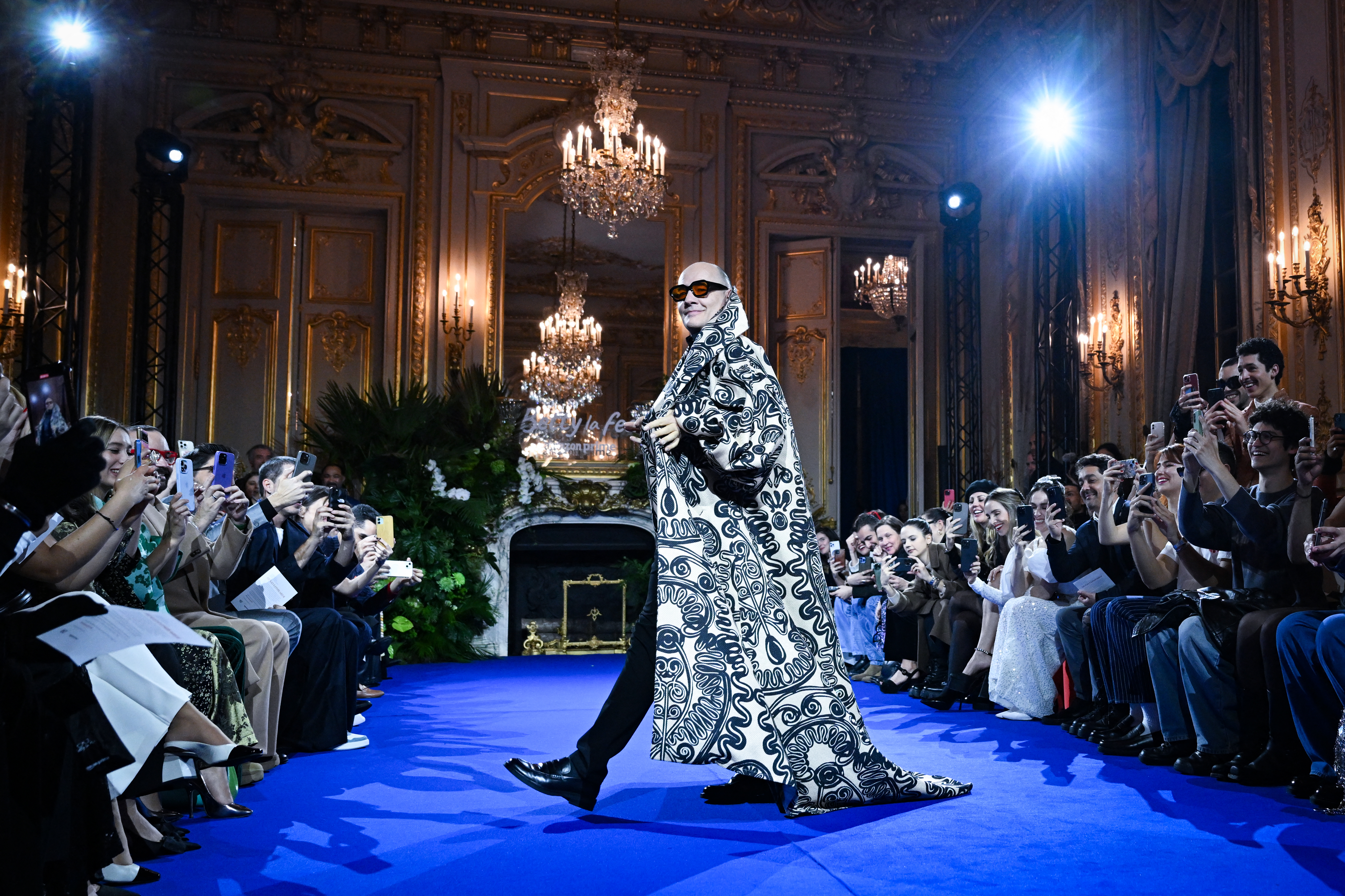 “Betty, la fea” brilla en la Semana de la Moda de París
