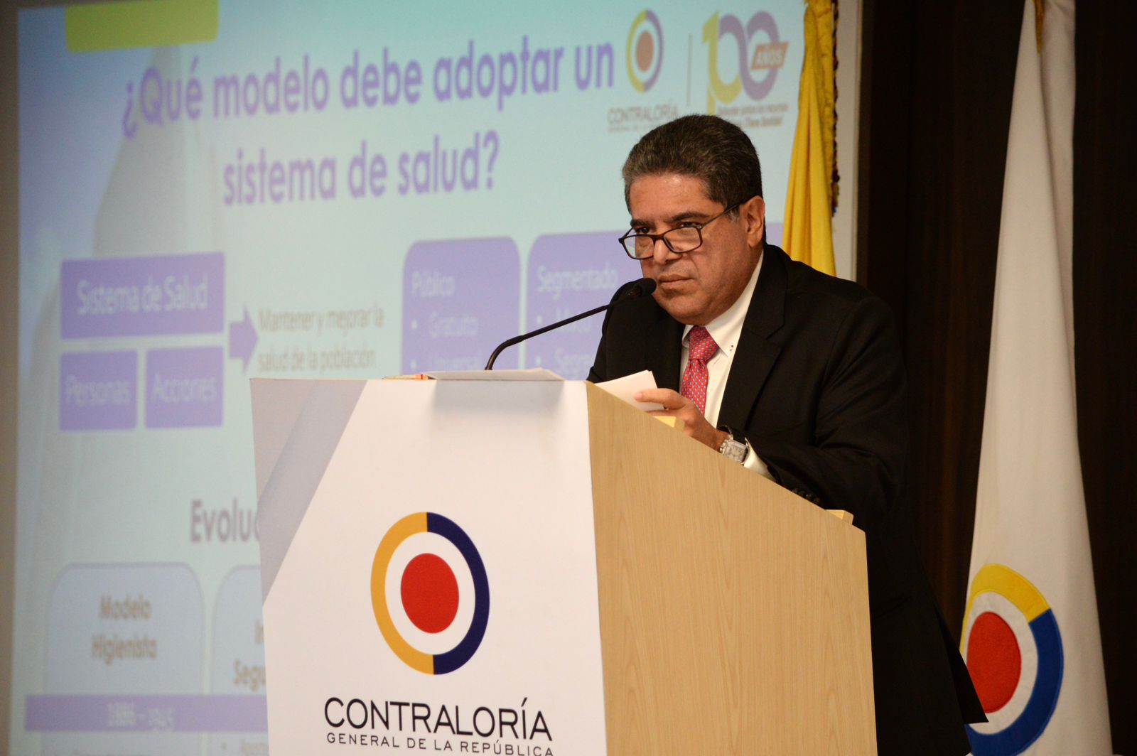 Contraloría llama al Gobierno a que precise el “costo real” de la reforma a la salud