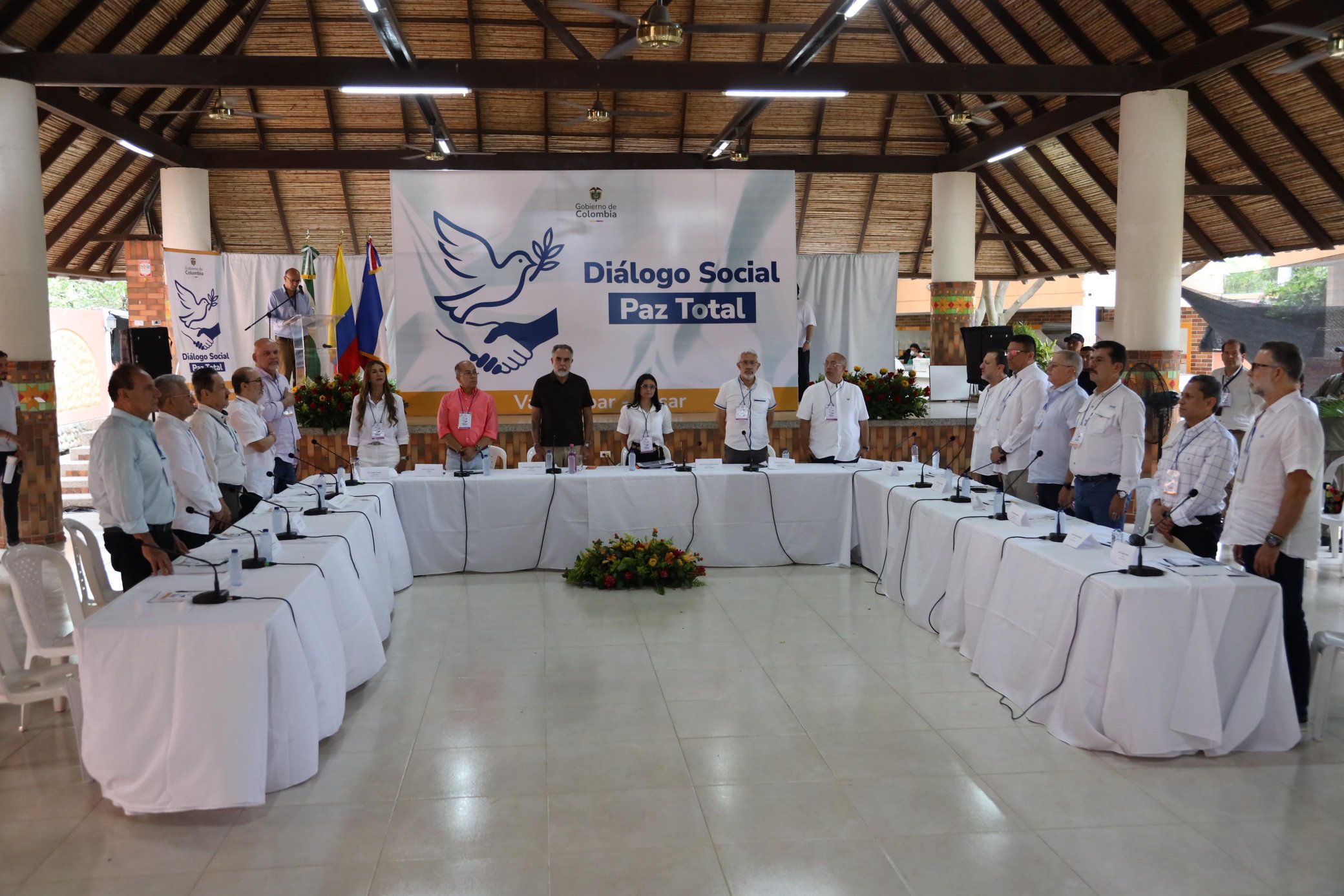 Las razones por las que la Defensoría pide anular gestoría de paz de exparamilitares