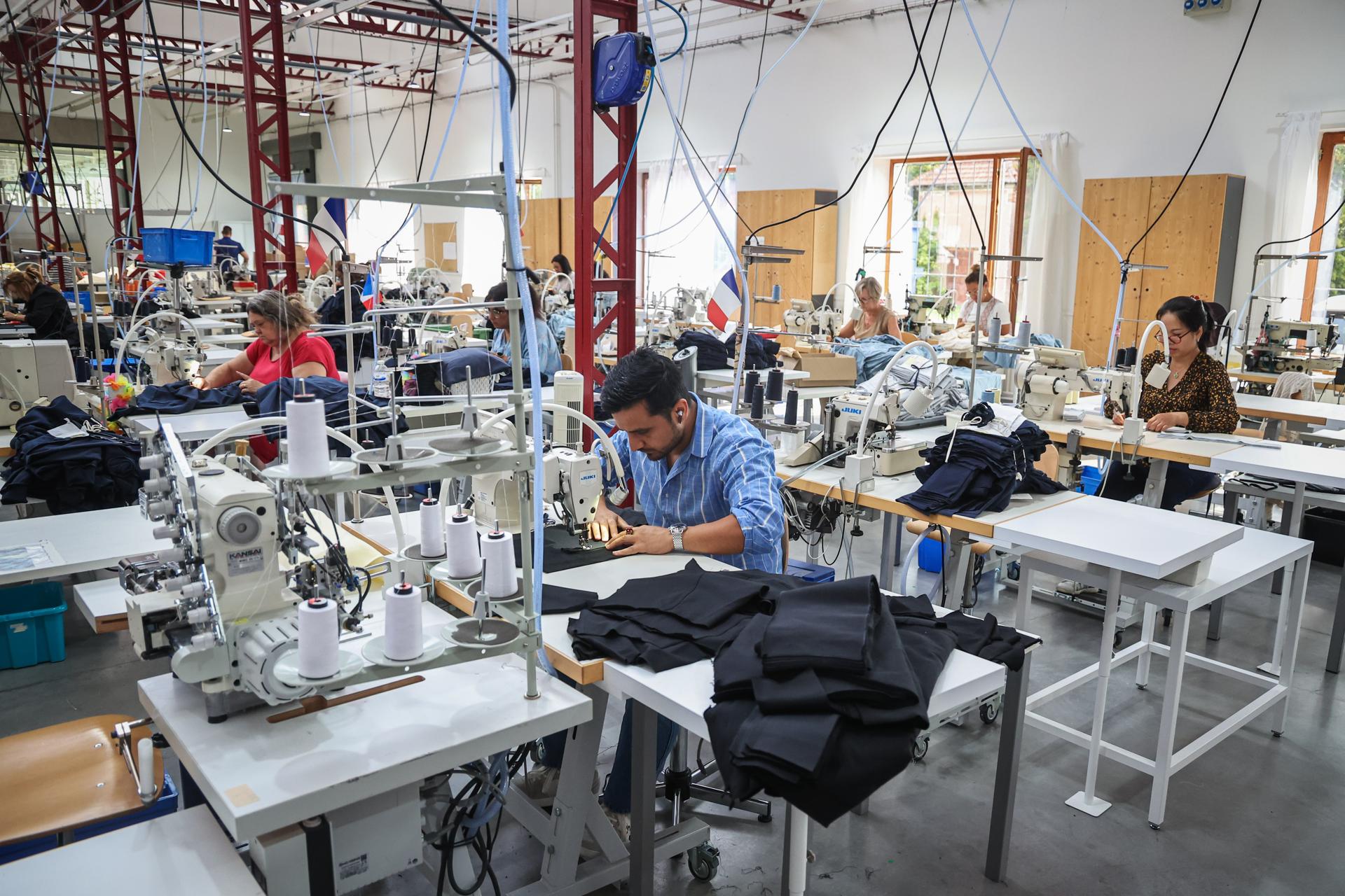 La industria de la moda se enfrenta a regulaciones cambiantes y costos al alza