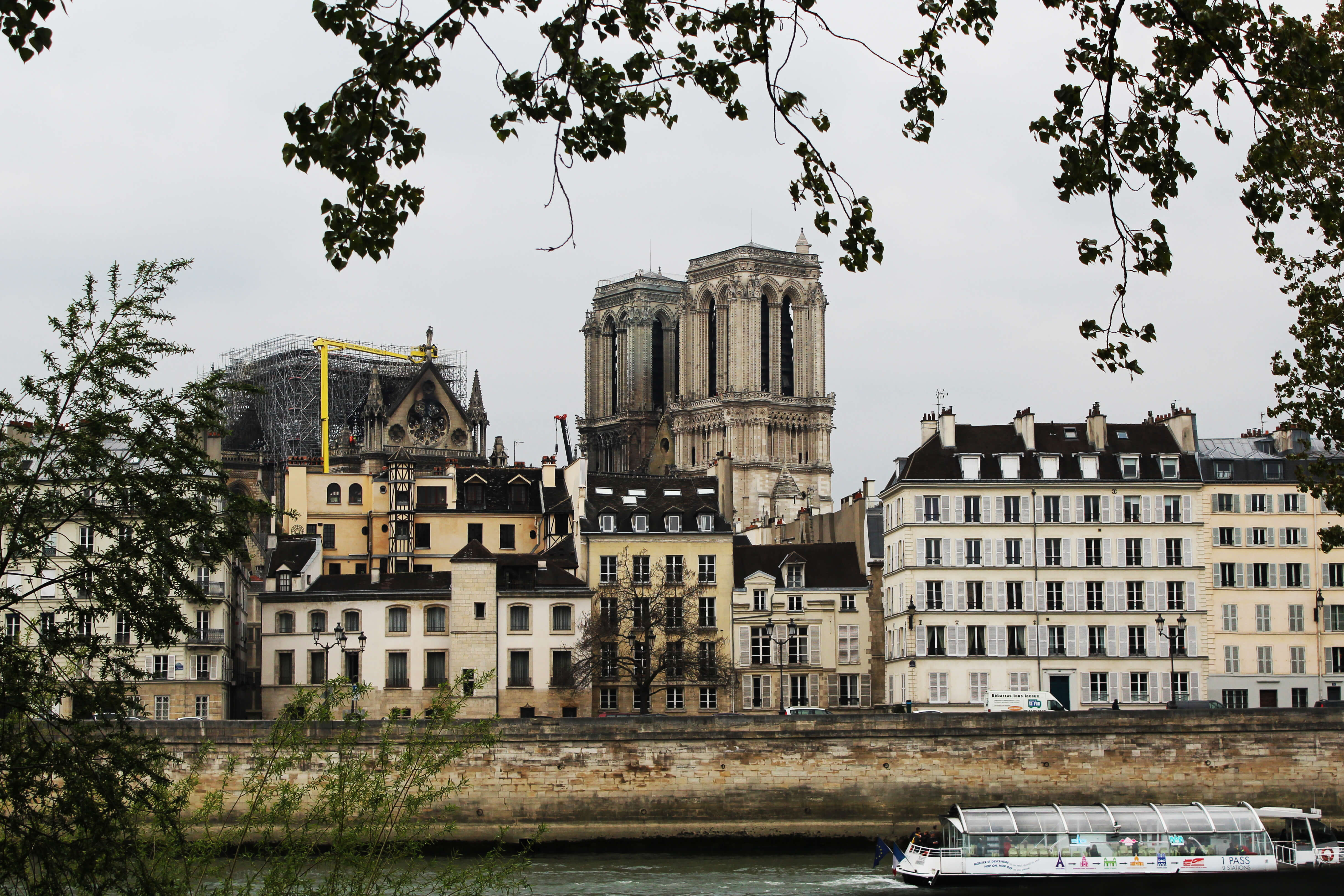 Notre Dame, un día después de la tragedia