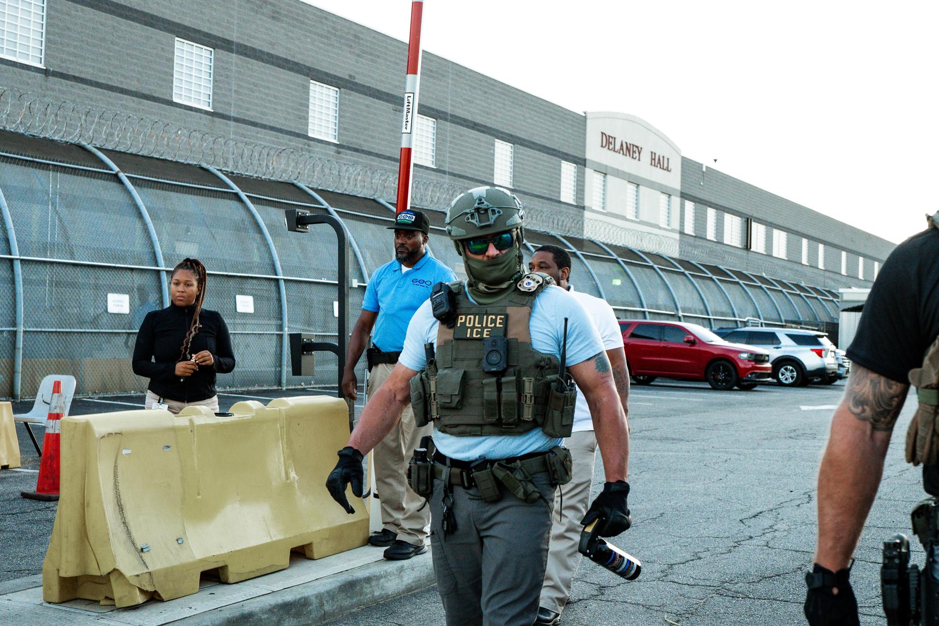 Muere migrante salvadoreño bajo custodia de ICE en un centro de detención de Nueva Jersey