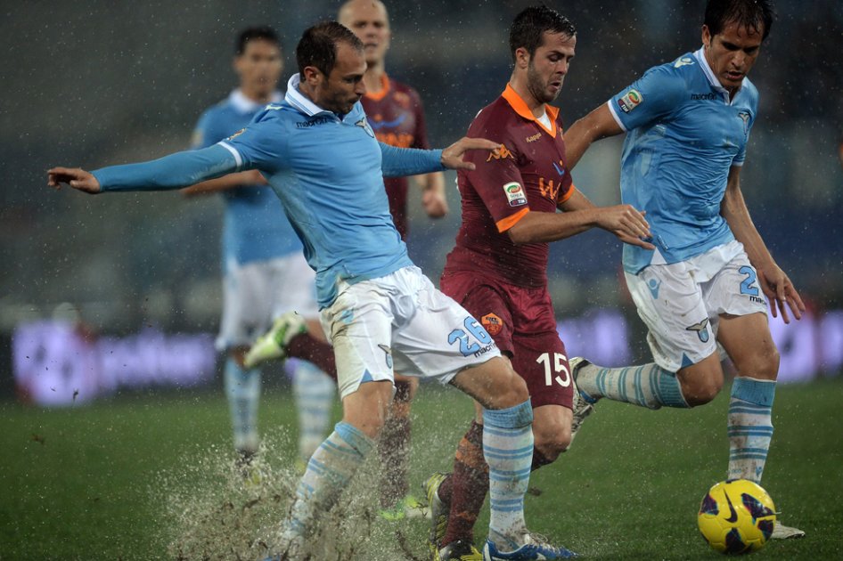 Lazio remonta ante Roma y se adjudica el ‘derbi’