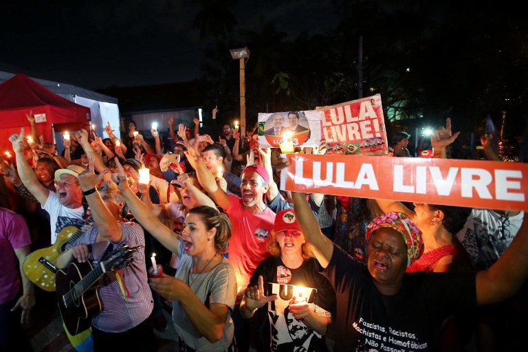 Corte de Brasil dice que Lula no puede ser candidato presidencial