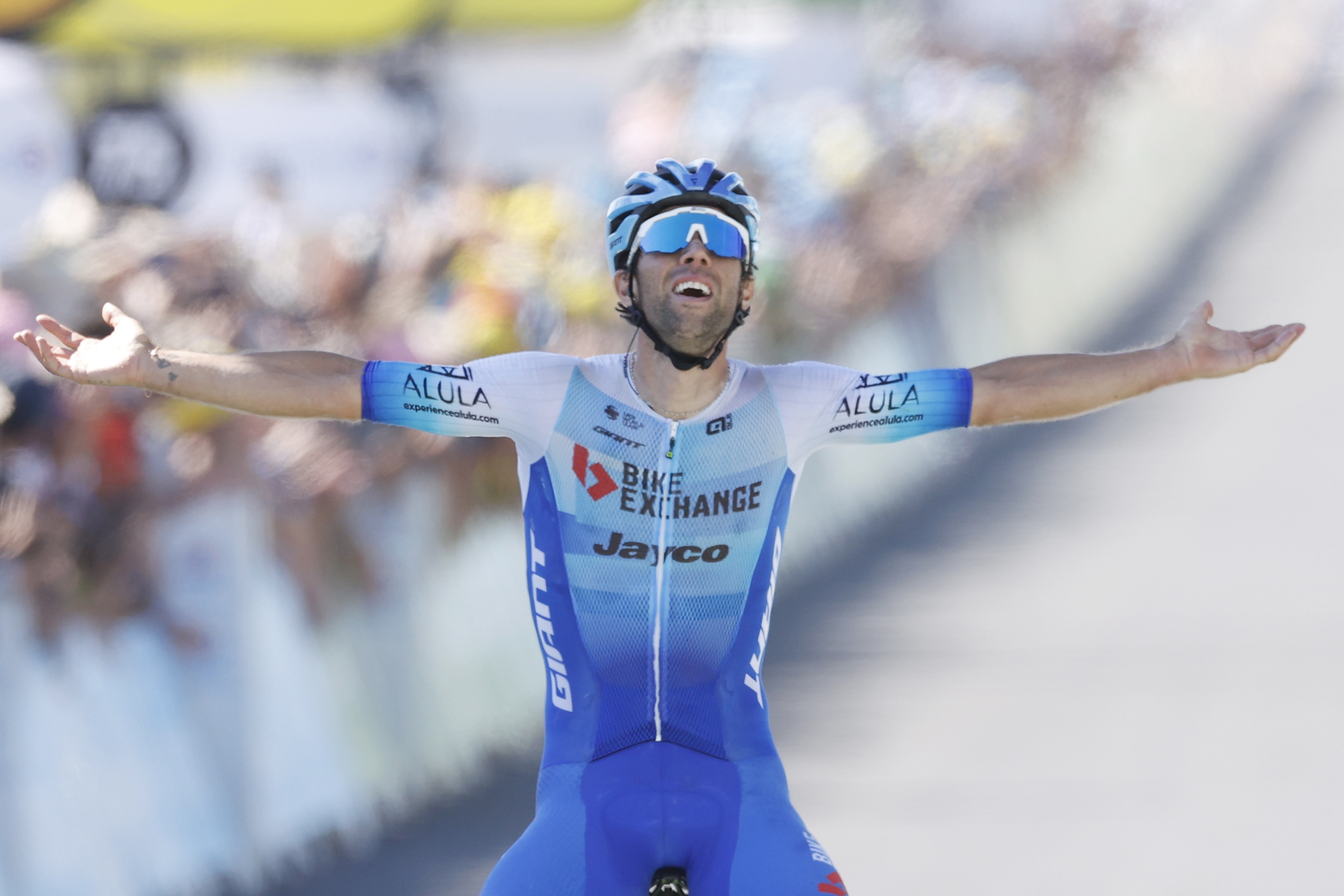 Michael Matthews ganó la etapa 14 del Tour de Francia 2022