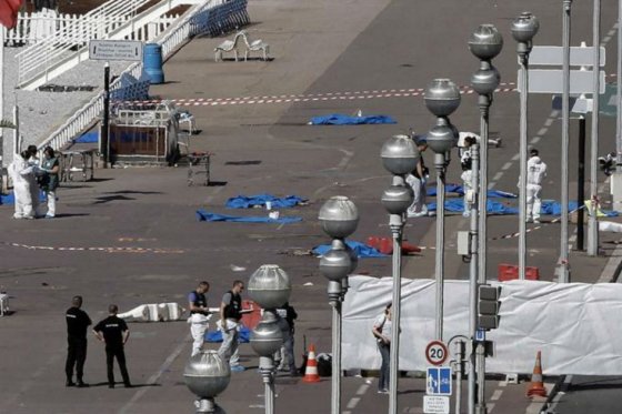 Polémica en Francia por supuestas fallas de seguridad en atentado de Niza