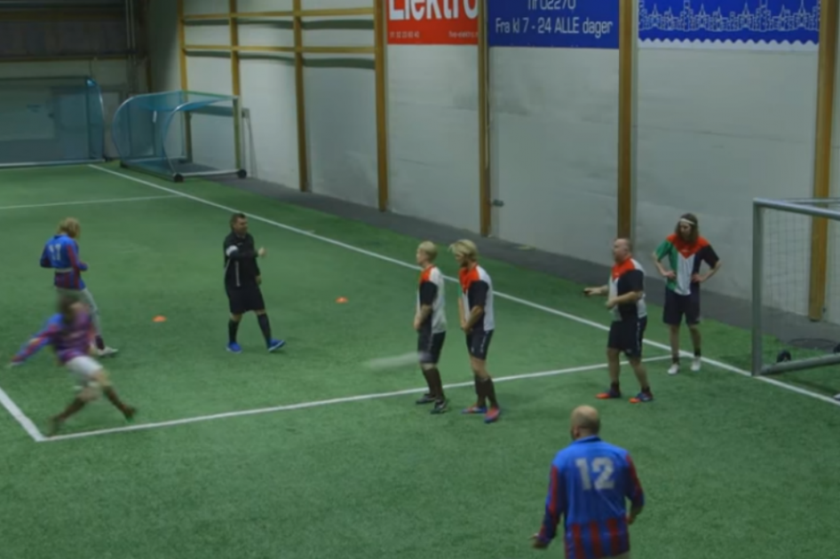 El partido de fútbol en el que la única condición era jugar borracho
