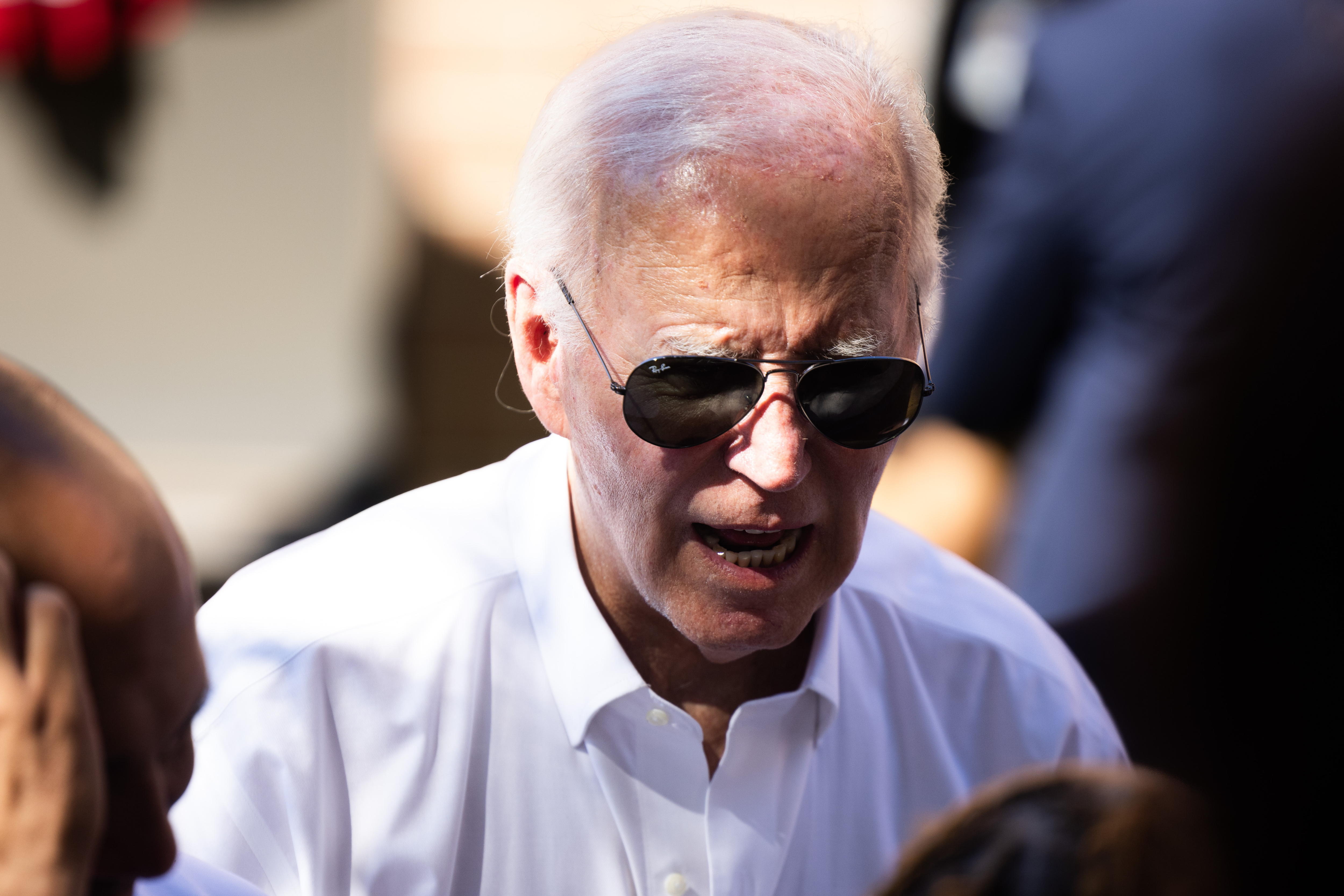 Harrisburg (United States), 07/07/2024.- US President Joe Biden makes a campaign stop at a local AFSCME (American Federation of State, County and Municipal Employees) union in Harrisburg, Pennsylvania, USA, 07 July 2024. With rising calls from within his own party to drop out of the presidential race following his debate performance, US President Joe Biden is attempting to reinvigorate his campaign. EFE/EPA/JIM LO SCALZO
