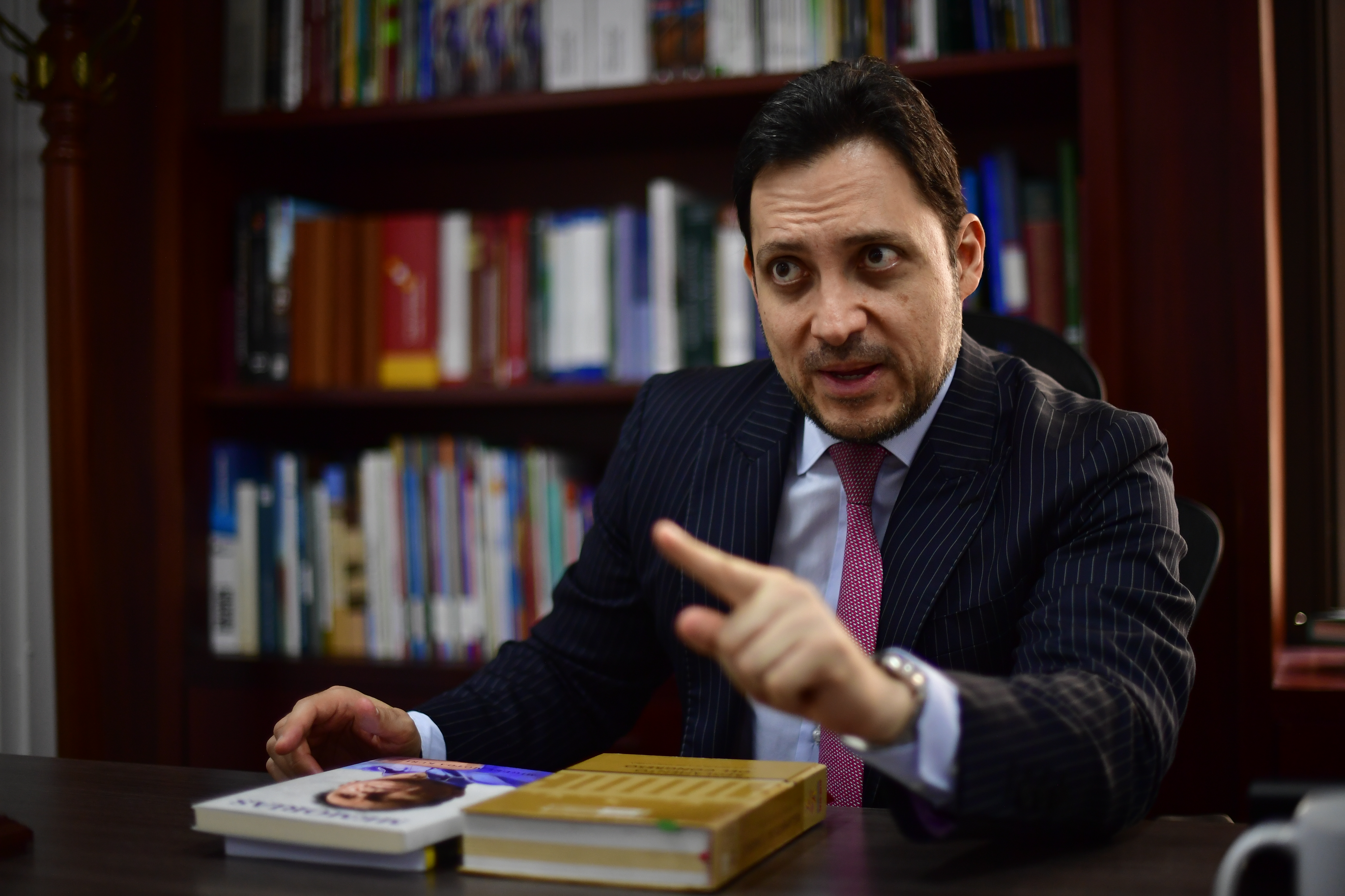 “Ministerios no dieron respuesta a cuestionarios sobre emergencia económica”: Senador Motoa