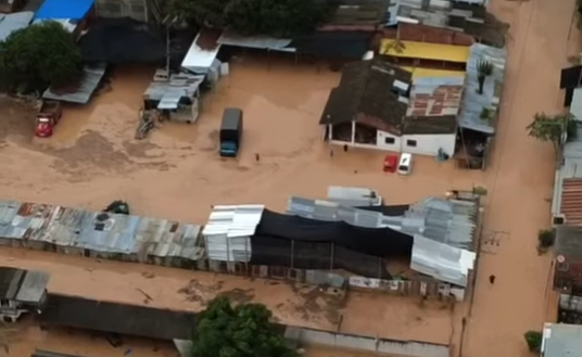 Hay más de 80 familias afectadas por las lluvias en Lebrija; se suspendieron las clases