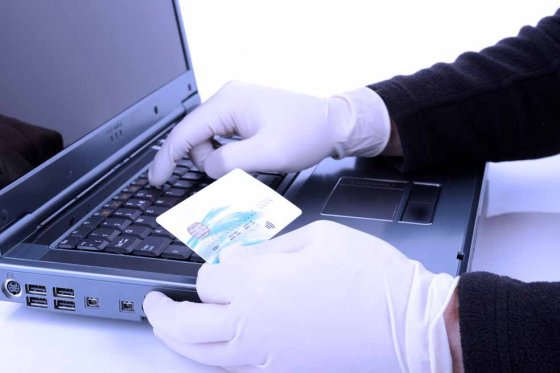Más de 2.000 millones de adultos carecen de acceso a servicios financieros