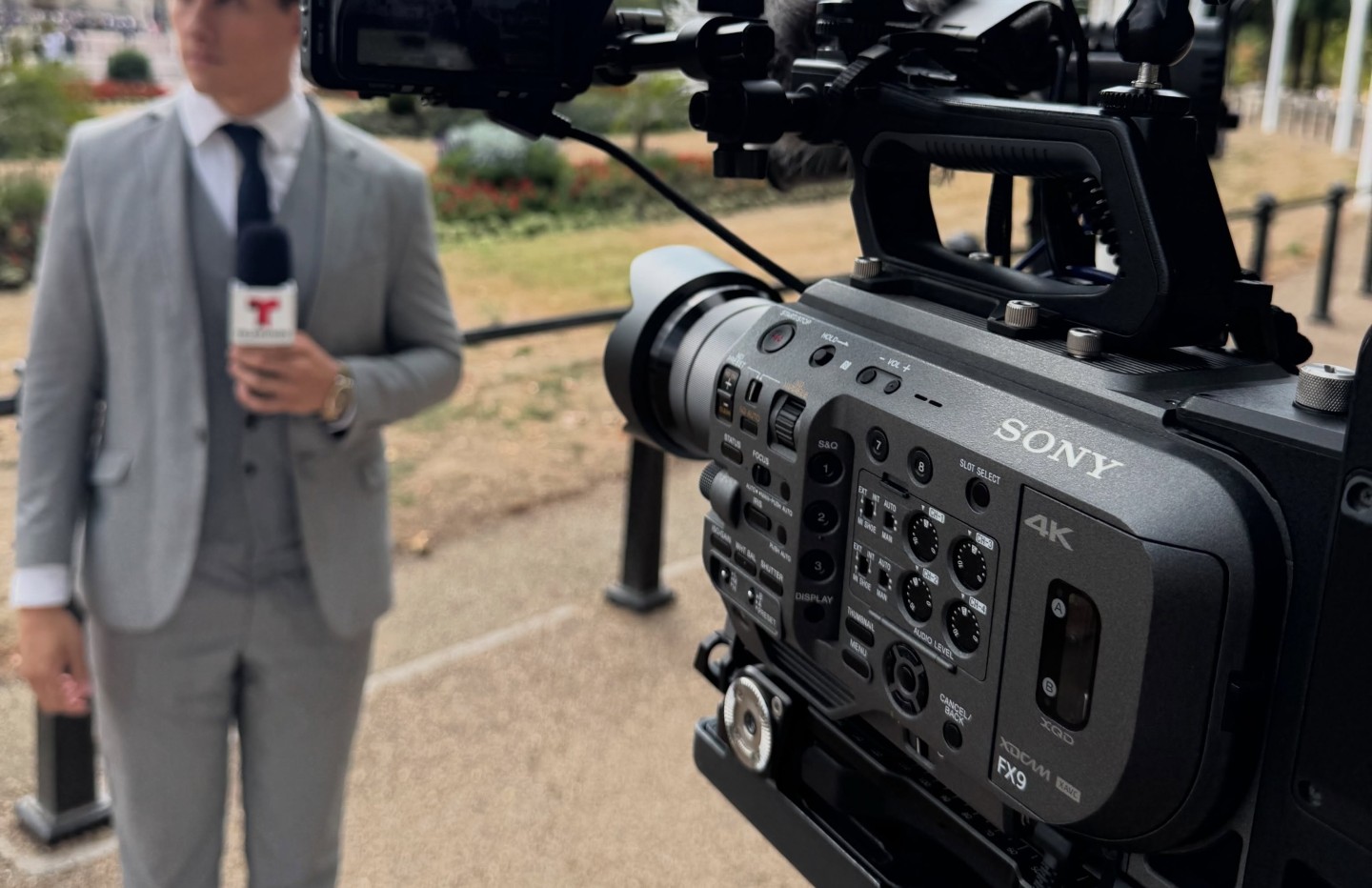 Presentador colombiano ahora es corresponsal de Telemundo en Inglaterra: “Soñando despierto”