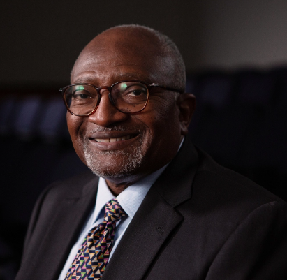 El profesor Robert D. Bullard.